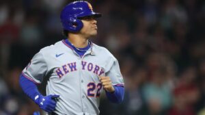 Read more about the article Juan Soto, richest athlete in history, can’t be bothered to run 90 feet despite making $765 million