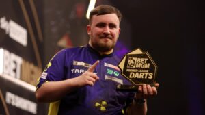 Read more about the article How does the Premier League Darts final work? Format and fixtures as last four fight for glory