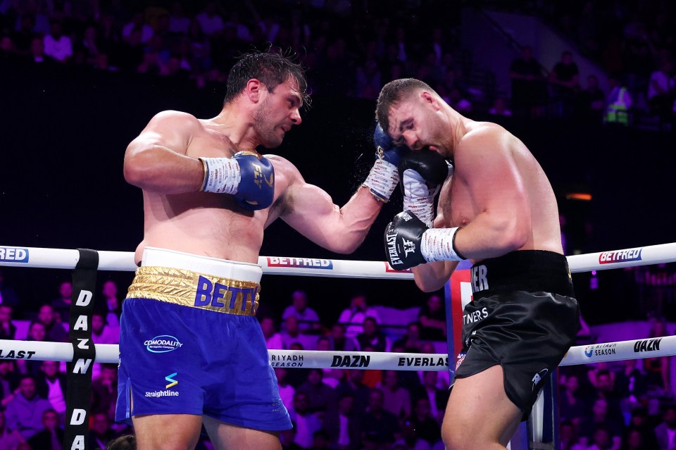 You are currently viewing Dave Allen lined up for huge Deontay Wilder clash after vicious Johnny Fisher KO: ‘It could happen’