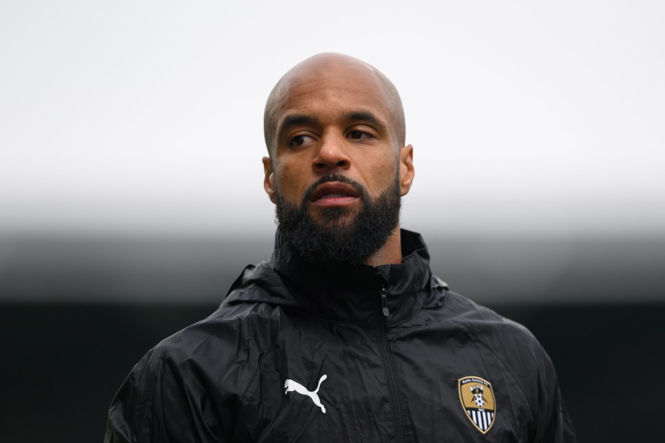 You are currently viewing ‘Embarrassing’ – EFL fans slam club for statement after star rejects new contract and leaves