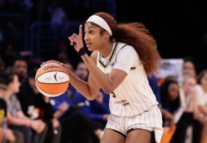 Read more about the article Angel Reese sends resolute five-word message after being savagely mocked by Kelsey Plum gesture