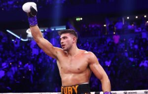 Read more about the article Tommy Fury enjoys dream comeback after 19 months out to extend perfect record
