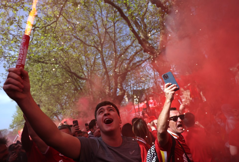 You are currently viewing Liverpool warn fans they face lifetime Anfield ban if they bring illegal item for title celebrations