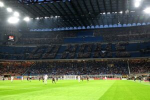 Read more about the article AC Milan fans send brutal message to owners with human TIFO