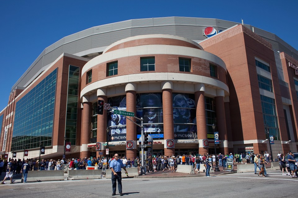 You are currently viewing Home of iconic NFL dynasty facing ruin as states pull support after bitter $780million split