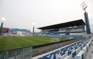 Read more about the article Bizarre stadium where Cristiano Ronaldo confirmed legend status saw fan fall into its moat and others go fishing