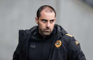 Read more about the article Hull considering Ruben Selles’ future after narrowly avoiding relegation