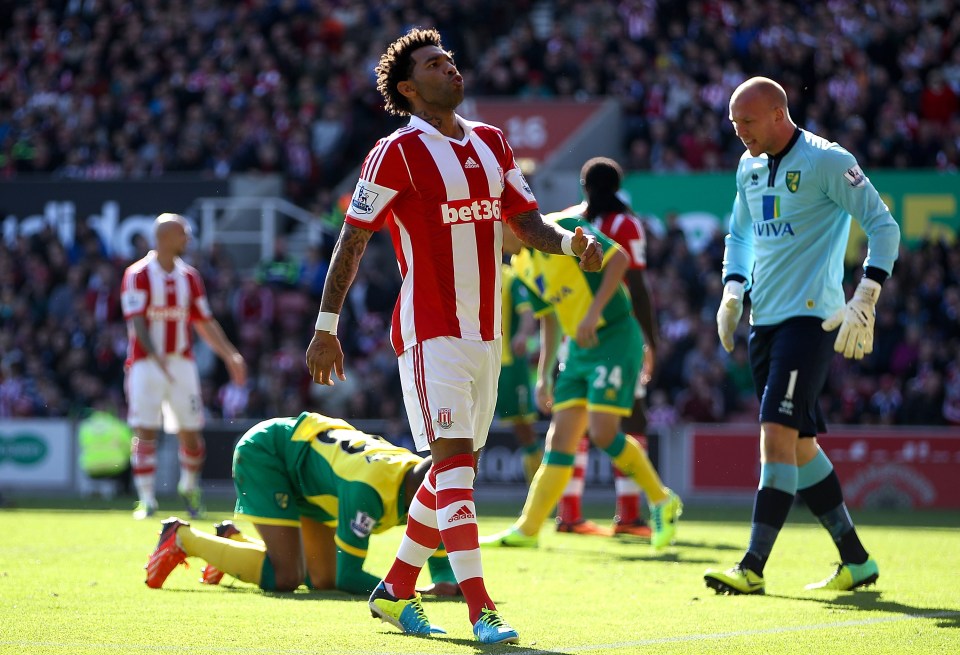 Read more about the article ‘Don’t want to see your face again’ – I nearly had fight with Tony Pulis after accidentally celebrating defeat