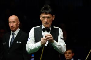 Read more about the article ‘What a terrible shame’ – Jimmy White forced to apologise over petulant act that shocked fans