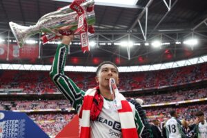 Read more about the article Jobe Bellingham holds talks with Champions League club days after Sunderland promotion