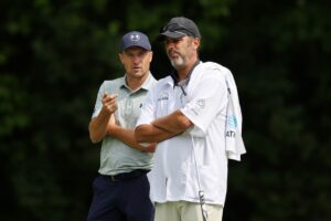 Read more about the article ‘Patience of a school teacher’ – Jordan Spieth’s caddie praised after star gets ‘absolutely boned’