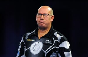 Read more about the article Darts stars were forced off stage after match was suspended for bizarre reason