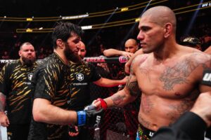 Read more about the article Alex Pereira threatens Dana White with UFC retirement following rocky conversations with promotion