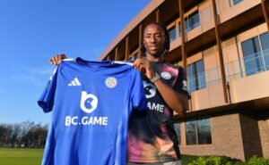 Read more about the article ‘Life is nothing’ – Premier League defender posts cryptic message after starting just one game for new club