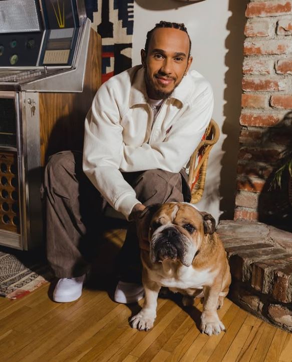 Read more about the article ‘My heart stops’ – Lewis Hamilton reveals deep fears over dog’s health every time he gets a text