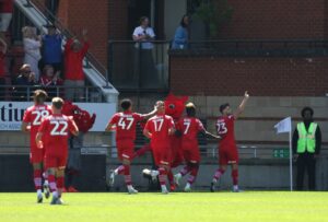 Read more about the article ‘Miles offside’ – Leyton Orient score controversial goal in crucial EFL play-off clash