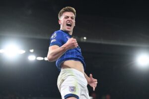 Read more about the article ‘Double Hojlund’ – Manchester United told they can’t rely on Liam Delap to lead the line