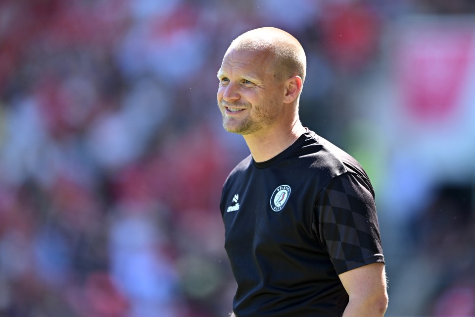 Read more about the article Norwich keen on shock move for rival Championship boss to fill managerial vacancy