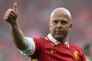 Read more about the article Brighton vs Liverpool LIVE commentary: Reds hope to avoid hangover after taking Premier League title celebrations abroad
