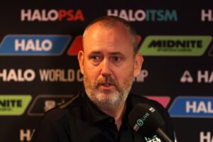 Read more about the article ‘Wily old fox’ – Mark Williams accused of mind games over health issues ahead of World Snooker Championship final