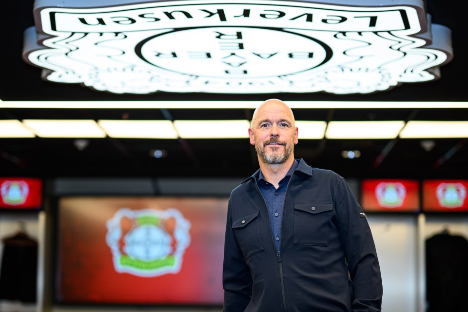 You are currently viewing ‘They forget how brilliant he was’ – Bayer Leverkusen star delighted with Erik ten Hag appointment