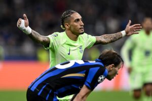 Read more about the article Raphinha equals stunning Cristiano Ronaldo record but Barcelona beaten by Inter Milan in Champions League clash for the ages