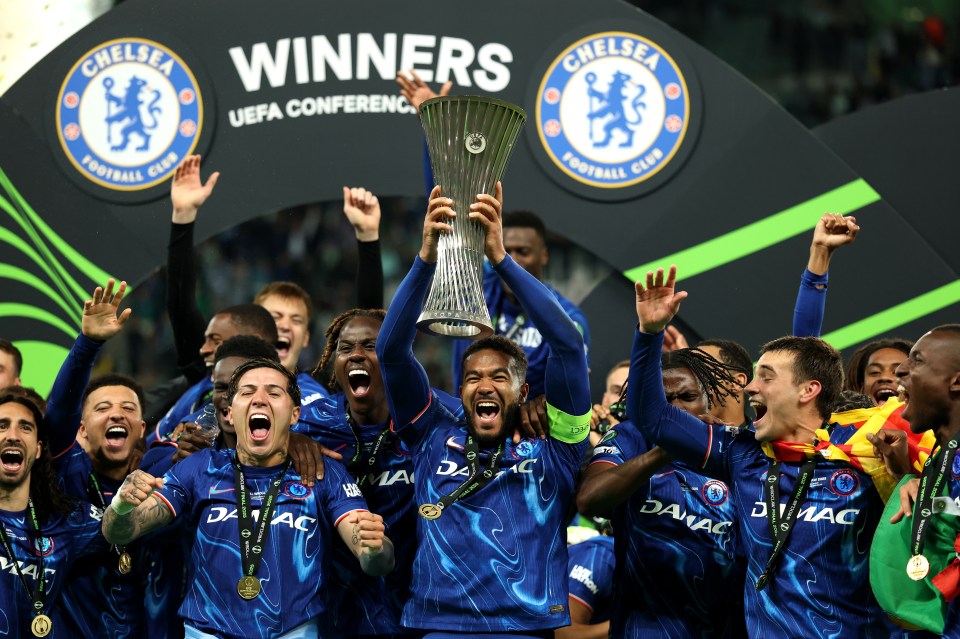 You are currently viewing Chelsea hero Cole Palmer has perfect two-word response to post-match interview question