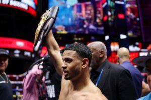 Read more about the article ‘Didn’t warm up properly’ – Rolly Romero suffered injury moments before shock win over Ryan Garcia