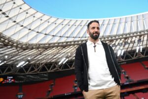 Read more about the article ‘He wants my job’ – Ruben Amorim laughs at cheeky Bruno Fernandes response to question