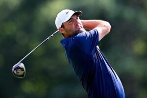 Read more about the article Scottie Scheffler wins record-breaking PGA Championship prize to match Tiger Woods feat