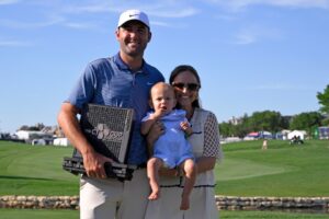 Read more about the article Scottie Scheffler cries after missing putt to break 57-year PGA Tour record but lands $1.8million prize
