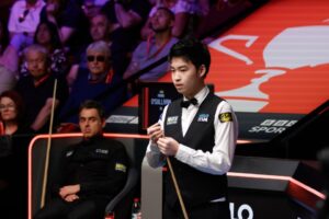Read more about the article Ronnie O’Sullivan takes surprising dig at rival after reaching World Snooker Championship semi-final