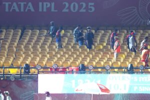 Read more about the article IPL suspended indefinitely after match had to be abandoned over security fears