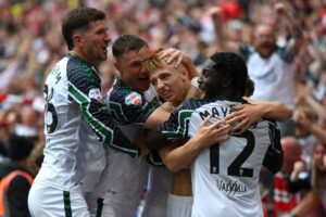 Read more about the article Sunderland seal dream Premier League return as dramatic comeback extends 100-year Sheffield United curse