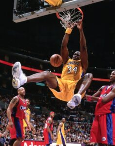 Read more about the article Shaq caused NBA rule change with unstoppable show of dominance that destroyed equipment