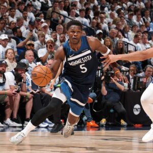 Read more about the article ‘Do great things’ – LeBron James sees unique ingredient in rising NBA star with playoffs breakthrough on mind
