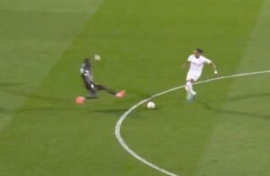 Read more about the article EFL star sent off before pushing opponent in face as play-off tie descends into chaos