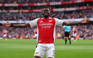 Read more about the article Arsenal give Thomas Partey update as four first-team players released