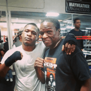 Read more about the article Floyd Mayweather has little-known undefeated boxing brother who mysteriously cut career short