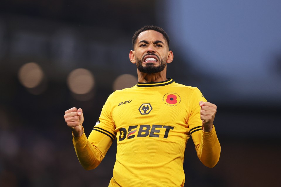 You are currently viewing Manchester United confirm Matheus Cunha transfer and £62.5m man will take iconic shirt number off star
