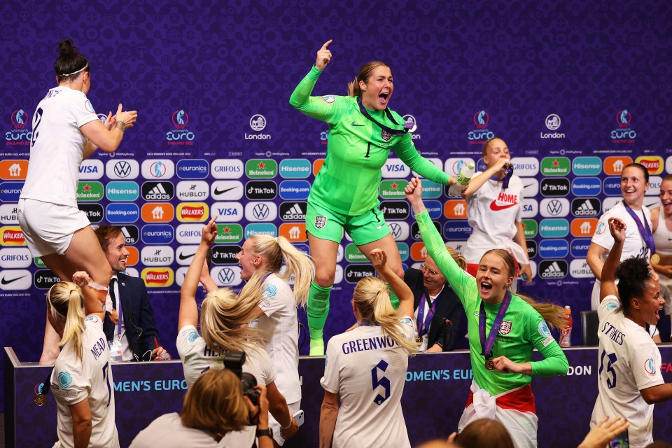 You are currently viewing Why is Mary Earps not in the England squad? Goalkeeper missing from Lionesses team for Women’s Euro 2025