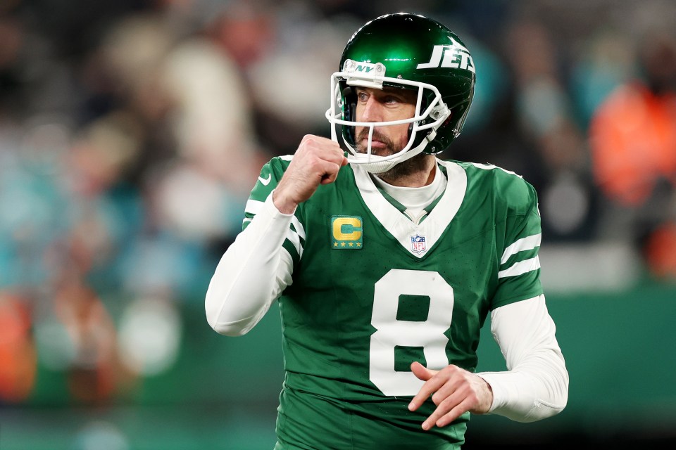 Read more about the article Aaron Rodgers facing awkward encounter with Steelers star who publicly called him out with brutal dig