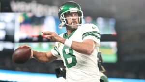 Read more about the article Steelers up ante on stunning trade of $60m Dolphins star as injury bites for key Aaron Rodgers offensive option