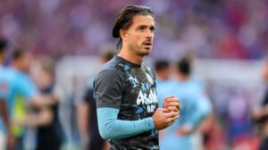 Read more about the article ‘What do you want me to do?’ – Jack Grealish bites back at fan after ‘personal’ snub
