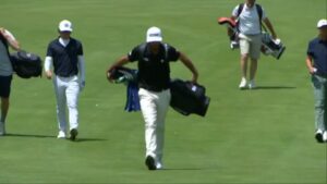 Read more about the article ‘Just hoofed it 36’ – PGA Tour winner splits with caddie before brutally missing out on US Open