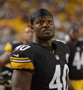 Read more about the article I’m former NFL linebacker who joined NASCAR pit crew and thrived in racing’s own ‘Super Bowl’