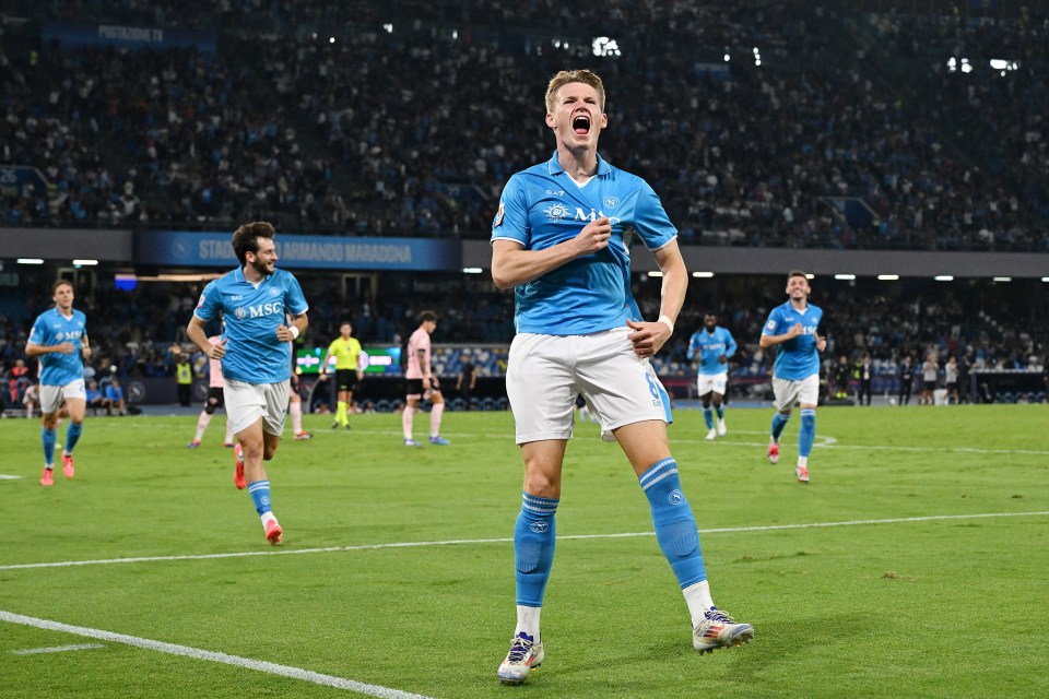 You are currently viewing Fans pay five-figures just to own piece of Scott McTominay history